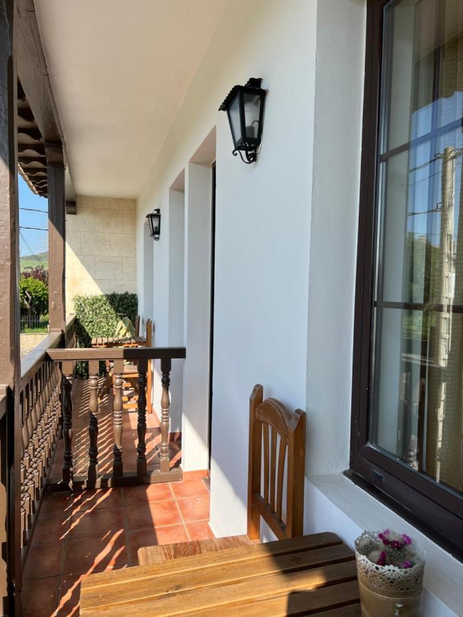 Posada La Fontana Σαντιγιάνα ντελ Μαρ Εξωτερικό φωτογραφία